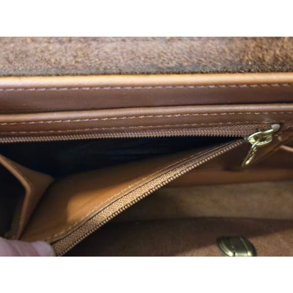 Vintage Coach Casual Clutch 9837 EUC w Box - Picture 6 of 16